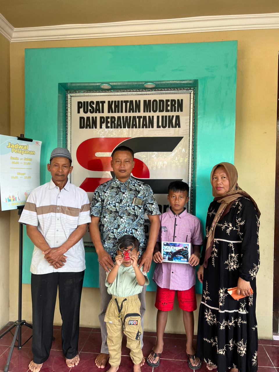 KHITAN MENYENANGKAN METODE HIPNOTERAPY DI KEDIRI