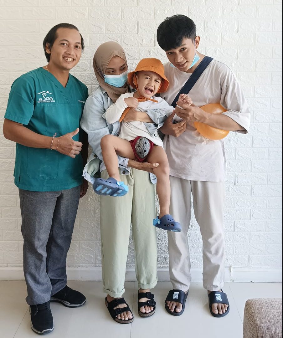 Khitan Bayi: Tradisi Keagamaan dan Kesehatan di Bali