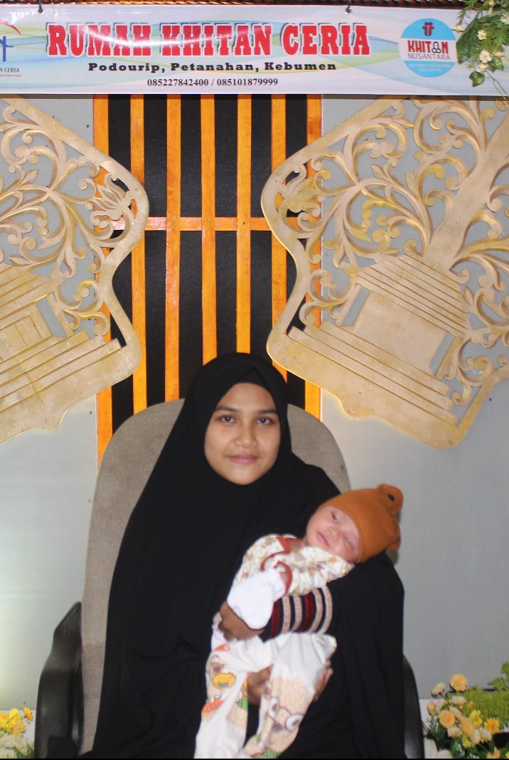 Rumah Khitan Ceria Kebumen Sediakan Pelayanan Sunat Bayi Terbaik dengan Tenaga Medis Profesional