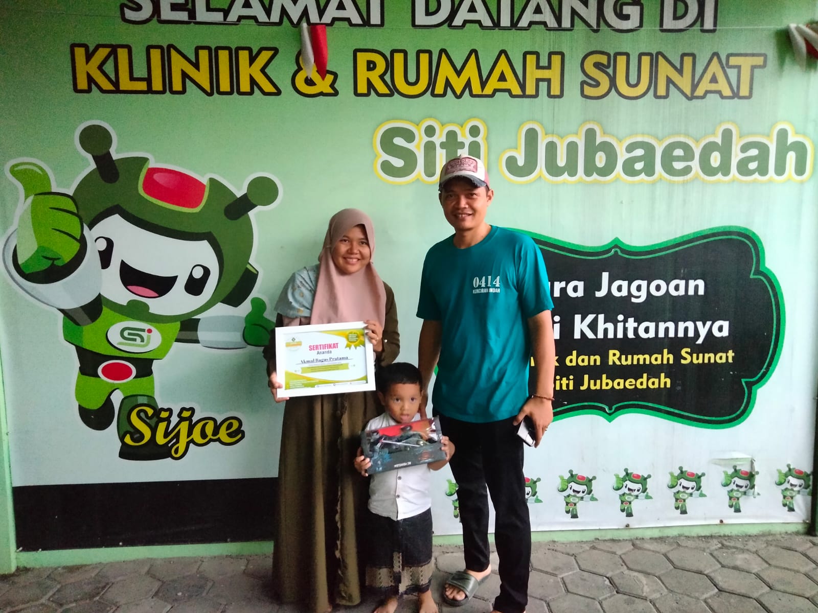 Sunat tanpa rasa sakit untuk anak dengan fimosis di Klinik Siti Jubaedah