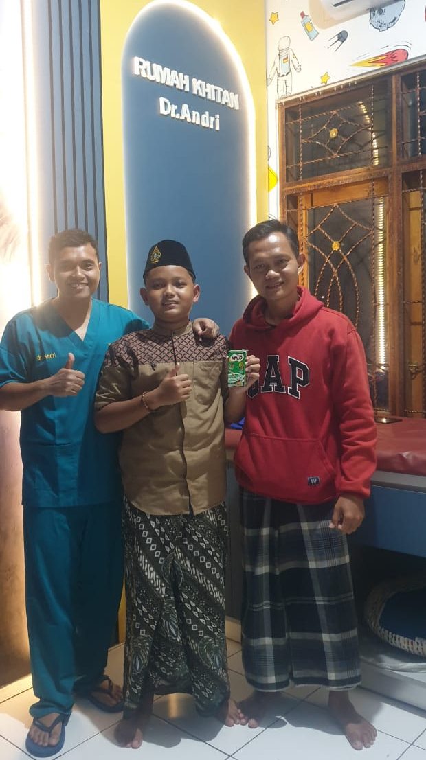 Khitan Anak Modern dengan Harga Terjangkau? Bisa di Rumah Khitan Dr. Andri Jrebeng