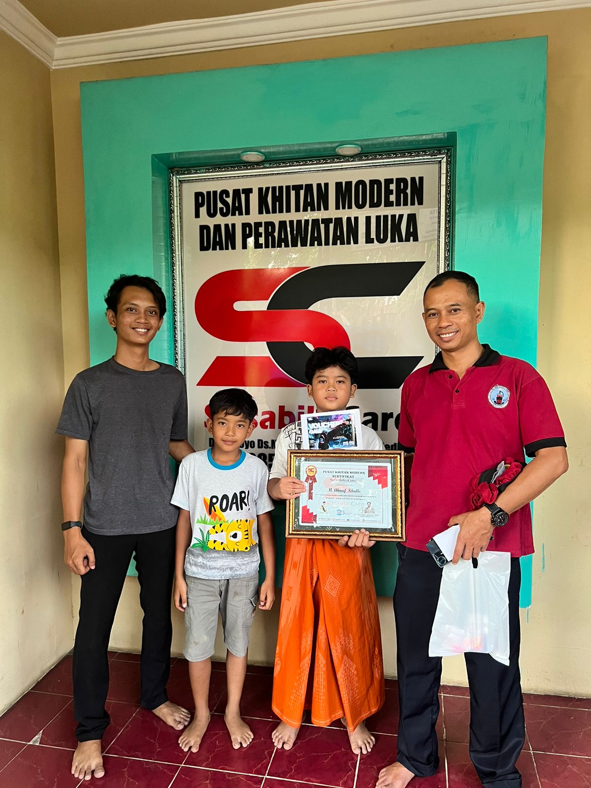 Sunat Tanpa Rasa Nyeri: Inovasi Terbaru di Kediri Menawarkan Kemudahan bagi Pasien dan Orang Tua!