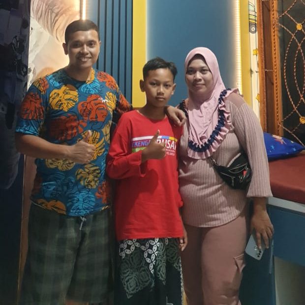 Tempat Sunat Anak dengan Fimosis di Rumah Khitan Dr. Andri Jrebeng Salatiga - Sunat Tenang, Aman, Nyaman, & Minim Rasa Sakit!