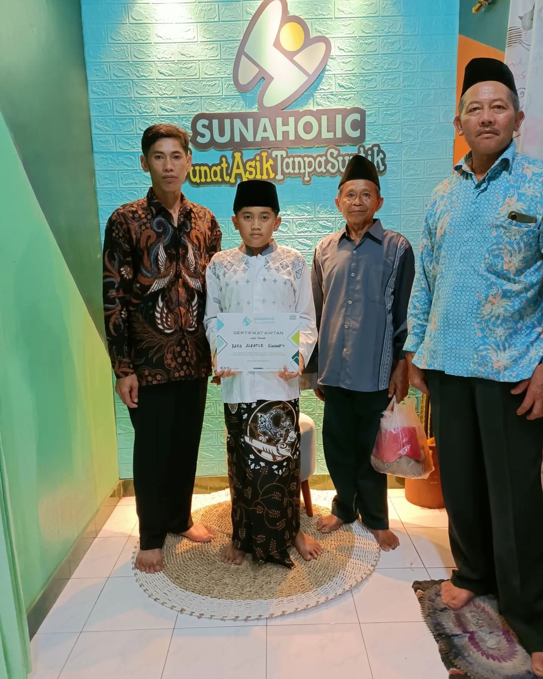 Mengenal Jenis dan Metode Sunat Mengenal Jenis dan Metode Sunat yang Tepat untuk Anak Anda di Sunaholic - 0812 1770 7788