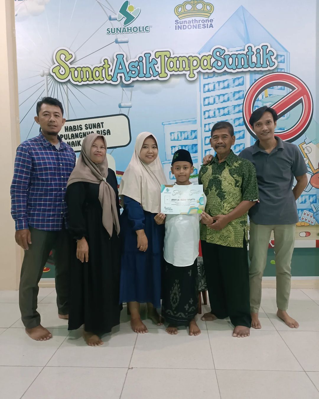 Peran Orang Tua dalam Memberikan Dukungan pada Anak saat Sunat di Sunaholic - 0812 1770 7788