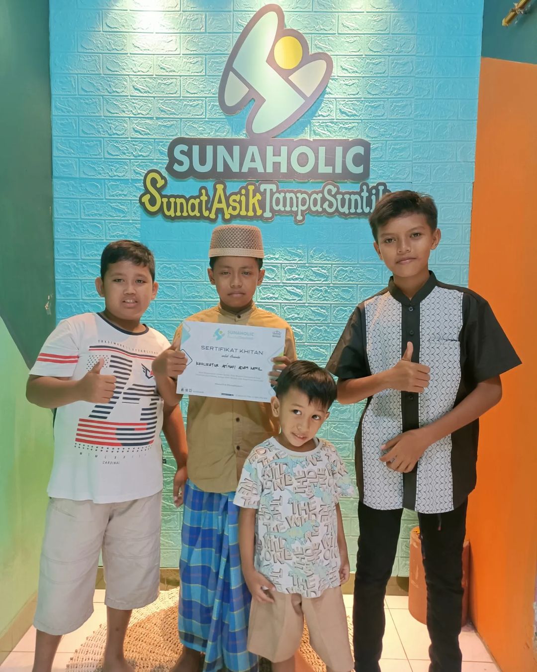 Sunat Ramai-ramai Lebih Murah di Sunaholic - 0812 1770 7788