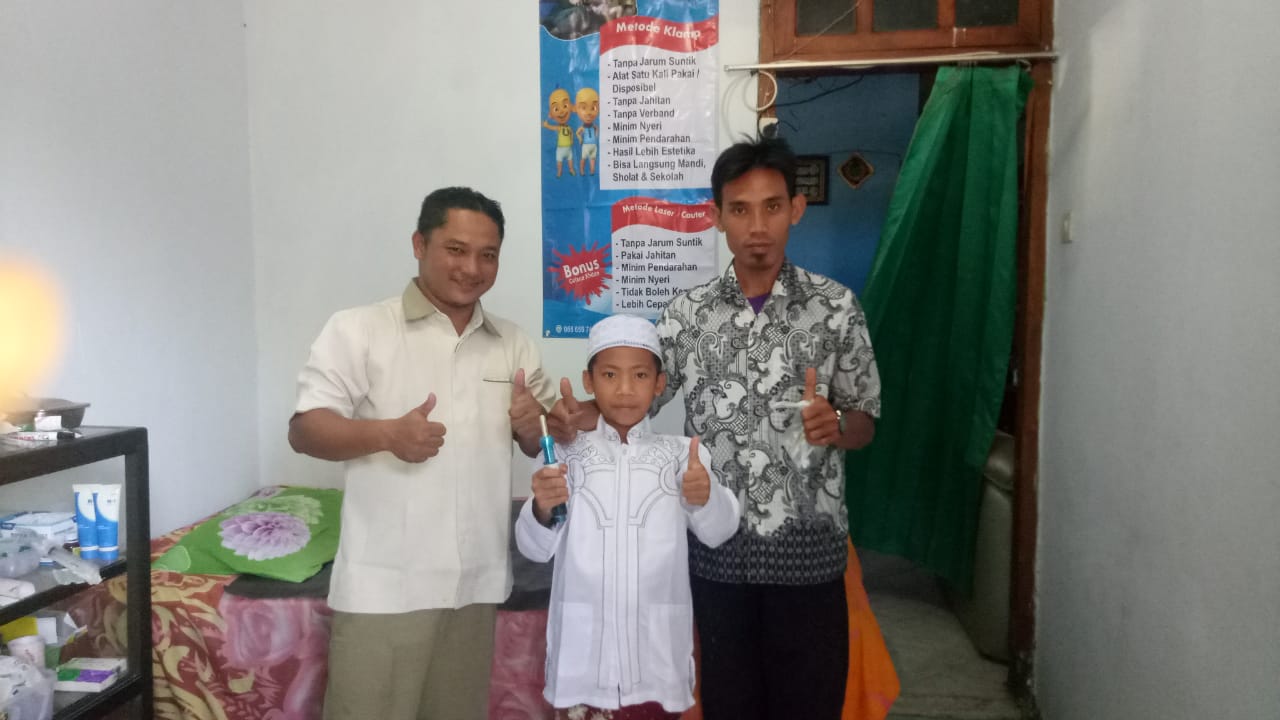 Sunat Anak Berkebutuhan Khusus di Kediri: Perawatan Khusus oleh Dokter Khitan Profesional - Omah Sunat Salsabila Care Kediri. Sunat anak adalah