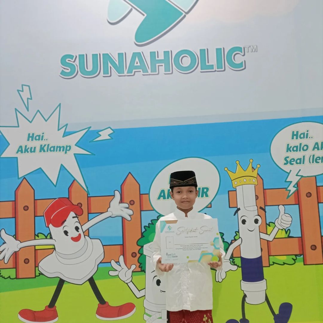 Sunat Asik Sambil Maen PlayStation di Sunaholic - 0812 1770 7788