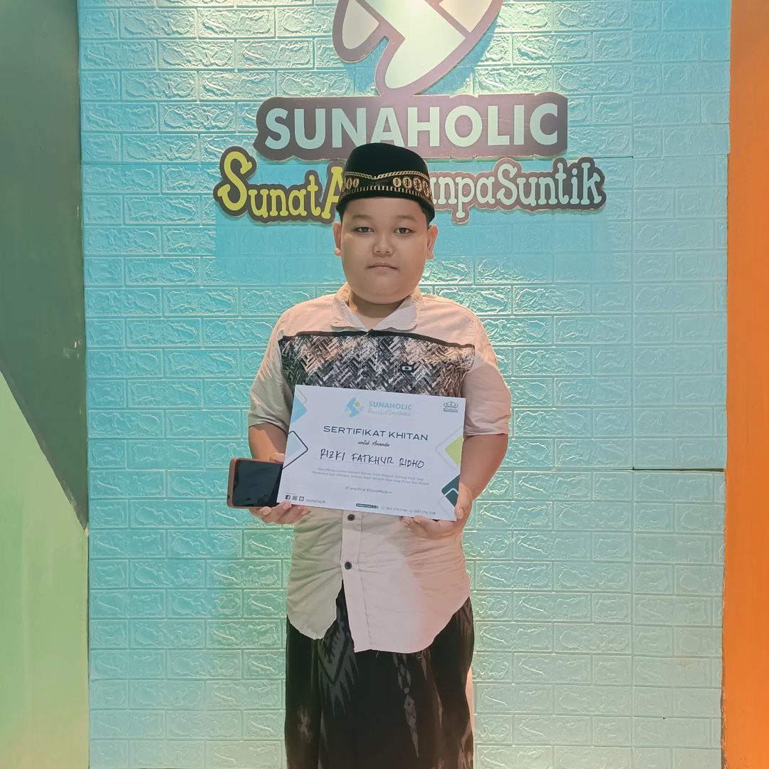 Sunat Anak Gemuk Metode Masa Kini di Sunaholic - 0812 1770 7788
