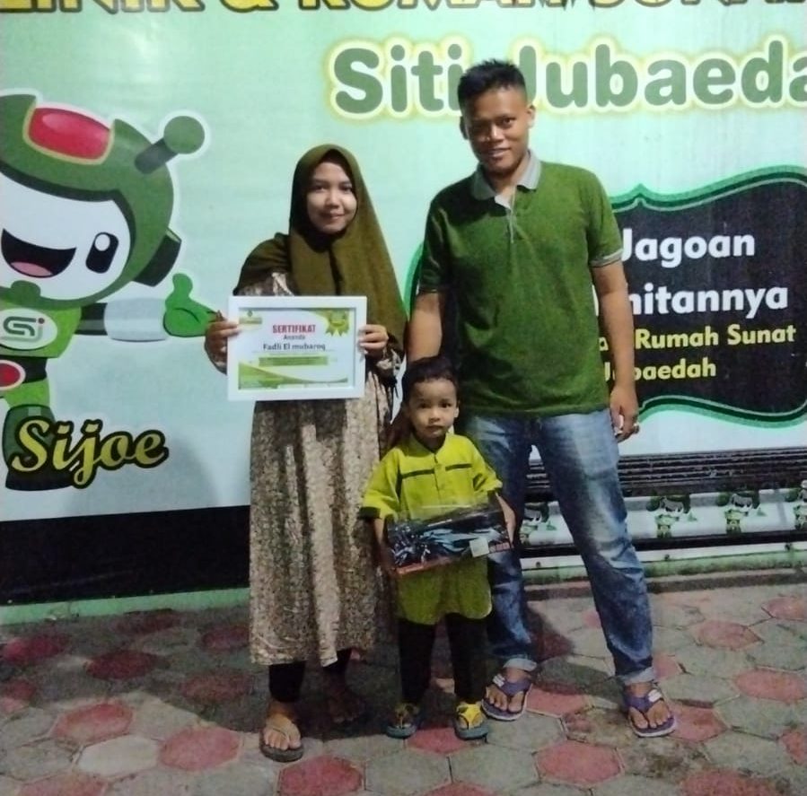 Pelayanan Sunat Profesional untuk Anak dengan Fimosis di Klinik Siti Jubaedah Tangerang
