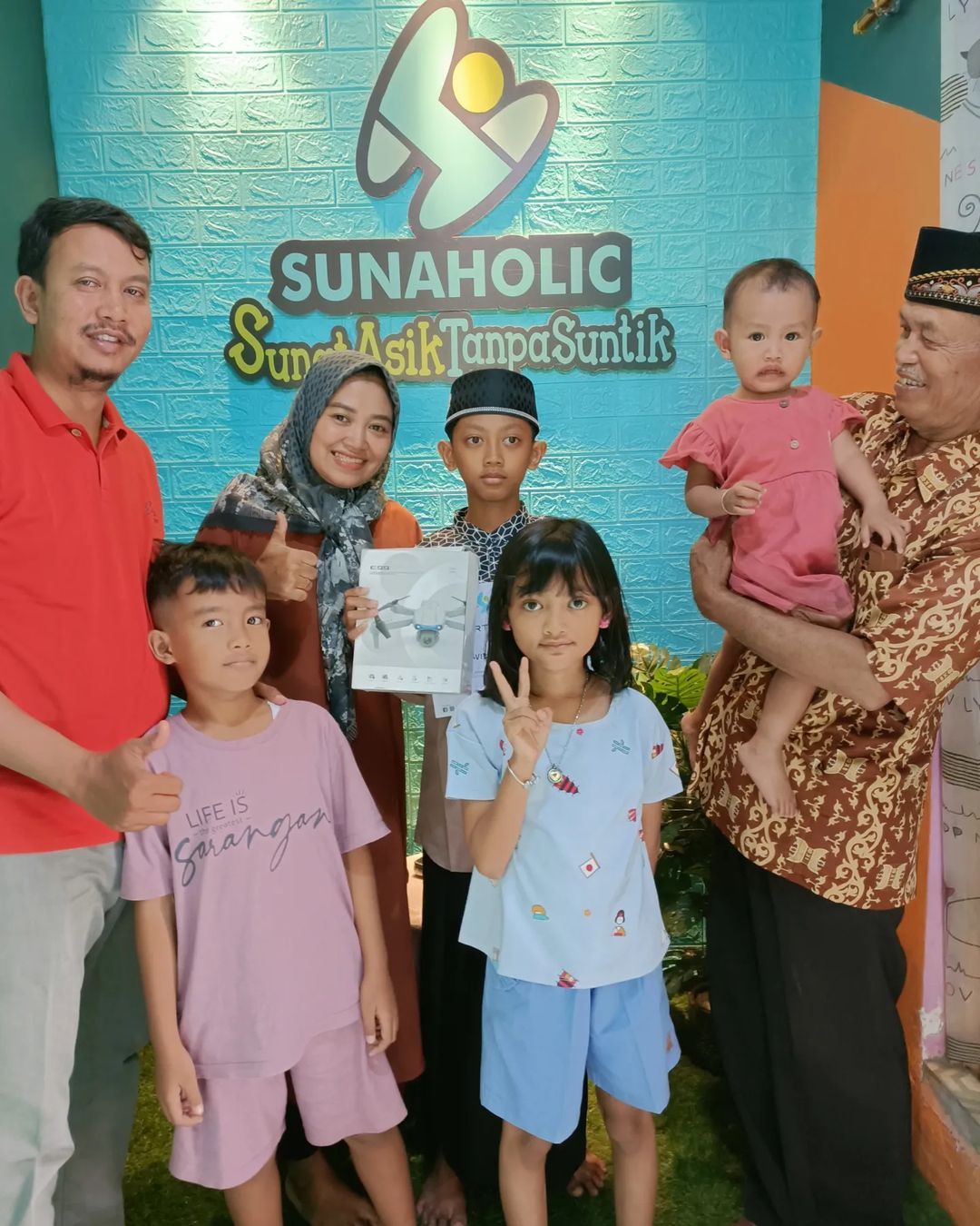 Sunaholic : Pentingnya Sunat Bagi Laki-laki Untuk Mengatasi Fimosis dan Perawatan Pacsa Sunat - 0812 1770 7788