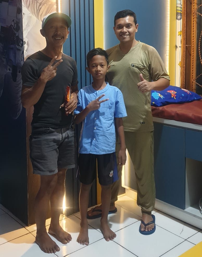 Sunat Tanpa Khawatir: Hypnokhitan Membuat Anak Berani dari Rumah Khitan Dr. Andri Jrebeng Salatiga