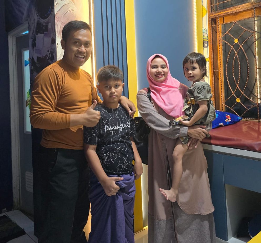 Sunat Anak dengan Fimosis di Salatiga: Cepat dan Nyaman di Rumah Khitan dr. Andri Jrebeng - 0856.5574.0849