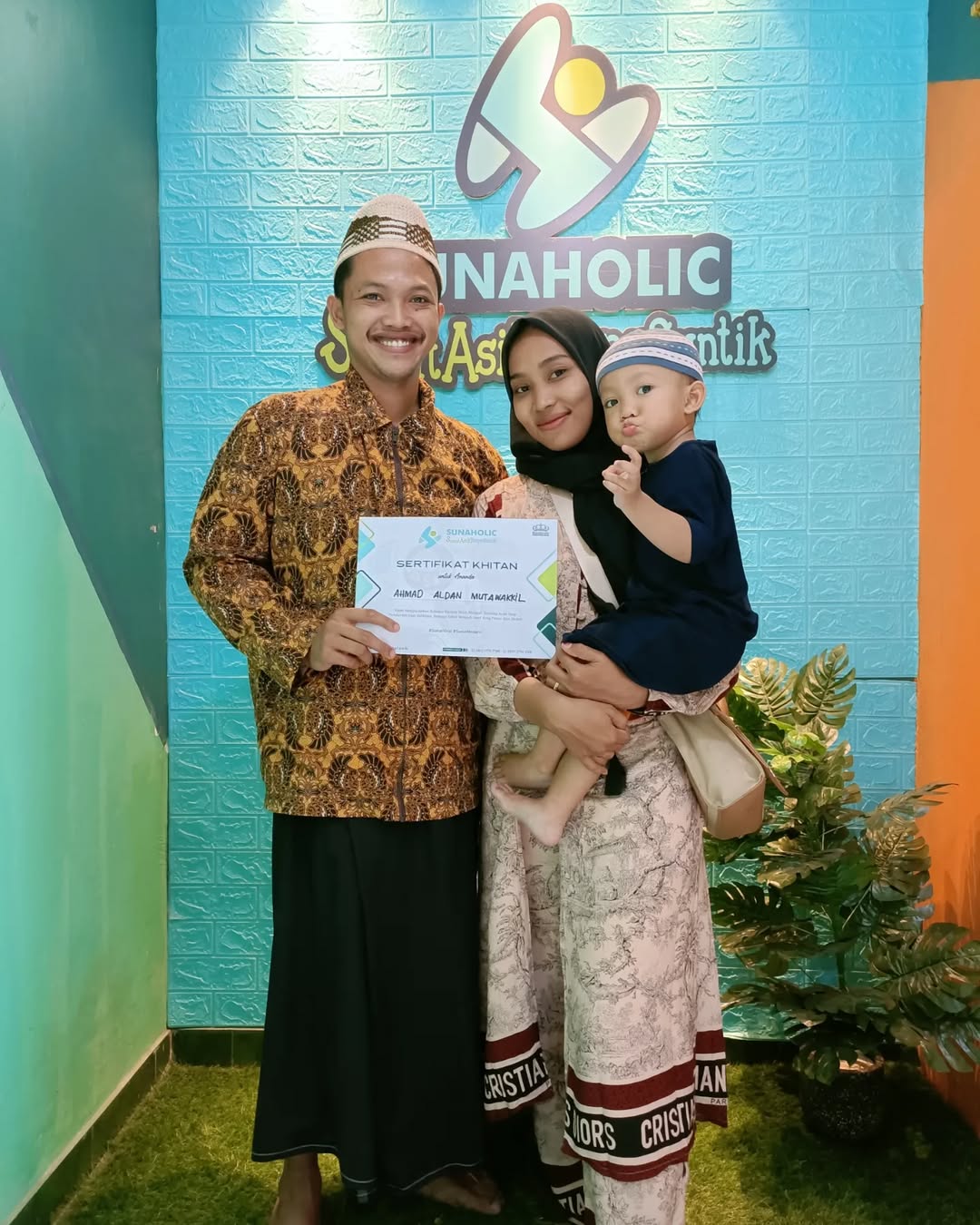 Sunat Balita Aman & Nyaman di Tulungagung, Blitar, Kediri: Klinik Sunaholic Pilihan Terbaik - 0812 1770 7788