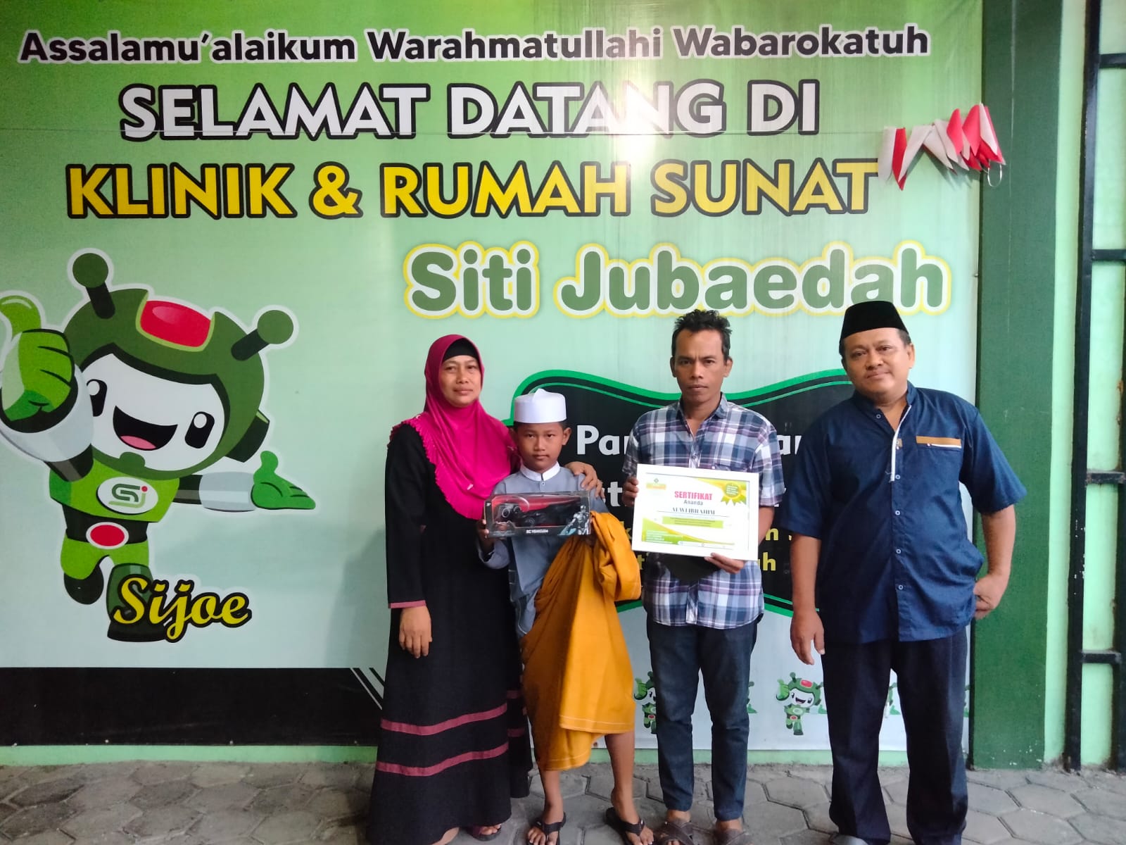 Khitan Fimosis: Apa Itu Fimosis dan Bagaimana Klinik Siti Jubaedah Tangerang Memberikan Solusinya?